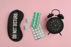 Antifaz Negro de gel "Do not disturb"