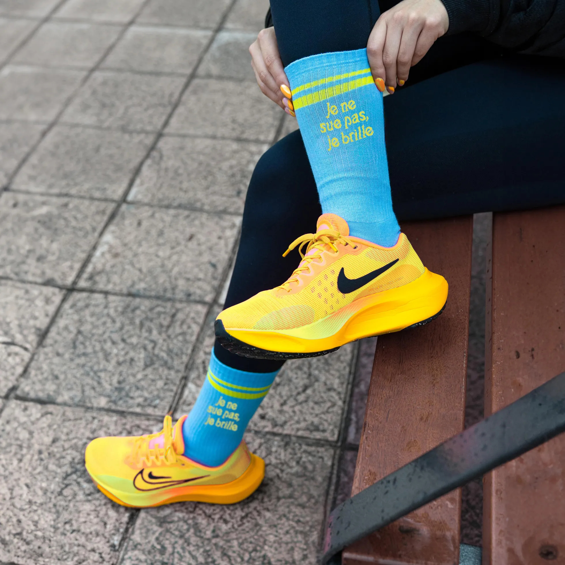 Calcetines Unisex “Je ne sue pas, je brille” azul