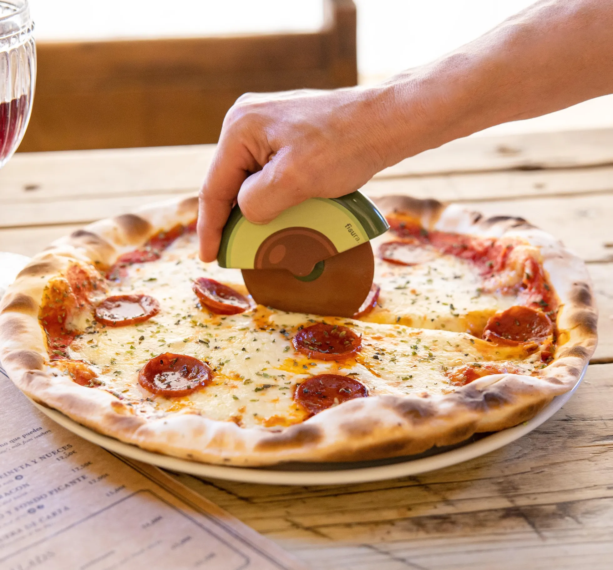 Corta pizza “Aguacate”