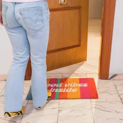 Felpudo “Good vibes inside”