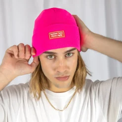 Gorro “Better late than ugly”