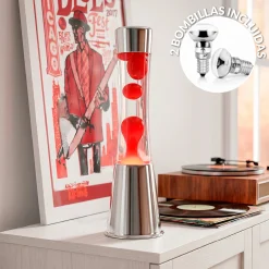 Lámpara de Lava con base cromo, líquido transparente y lava roja