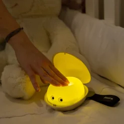 Lámpara quitamiedos pistacho