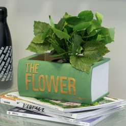 Macetero libro "The flower" verde