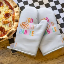 Manoplas cocina “Too hot to handle”