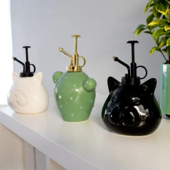 Pulverizador para plantas “gato” negro