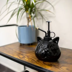 Pulverizador para plantas “gato” negro