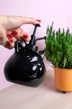 Pulverizador para plantas “gato” negro