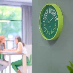 Reloj de pared “Every hour is happy hour”