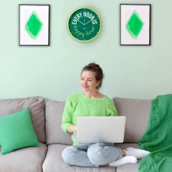 Reloj de pared “Every hour is happy hour”