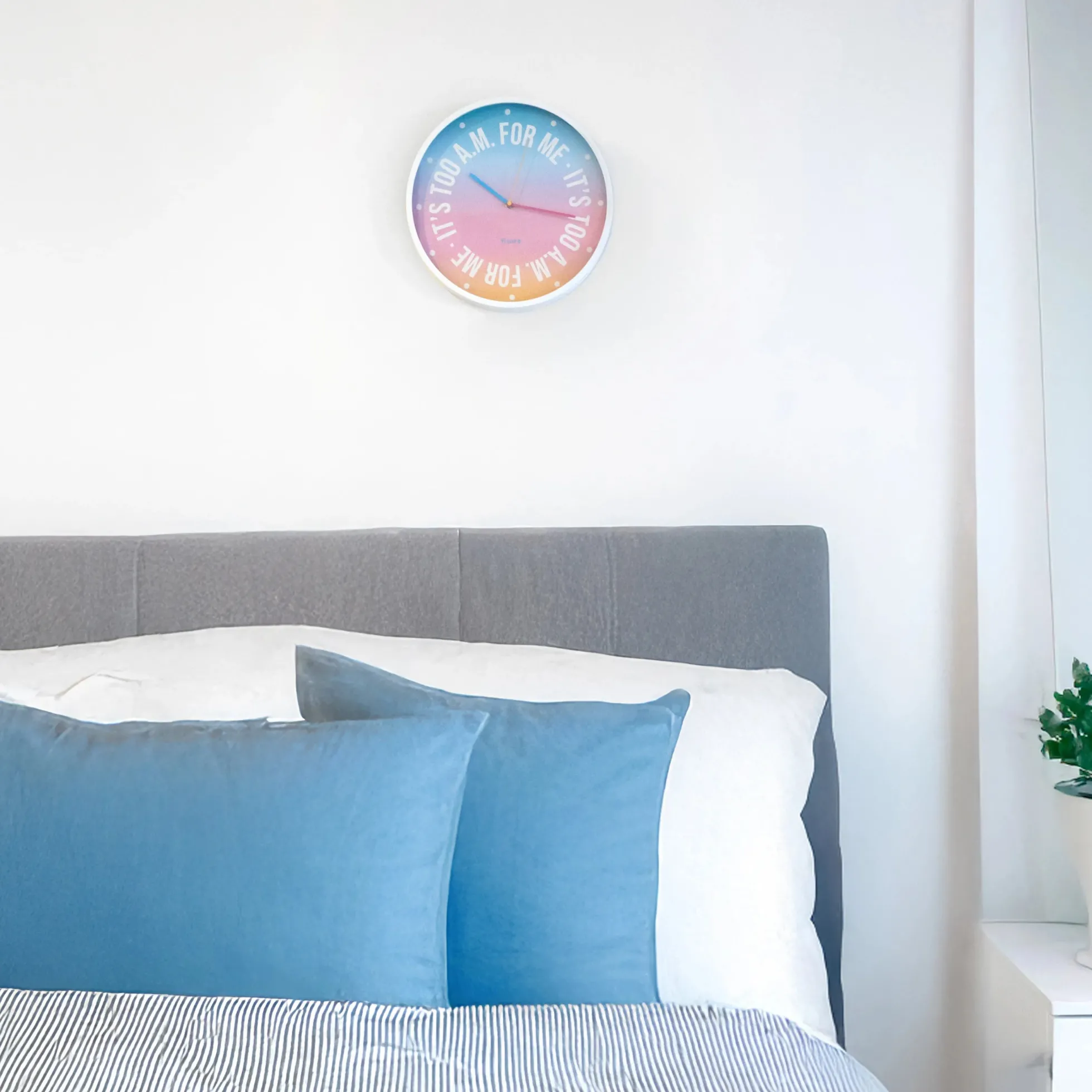 Reloj de pared “It’s too a.m for me”