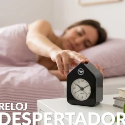 Reloj despertador casita mini blanco y negro