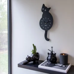Reloj gato negro