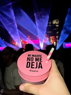 Tapa vasos antidroga “mi madre no me deja” 5 unidades