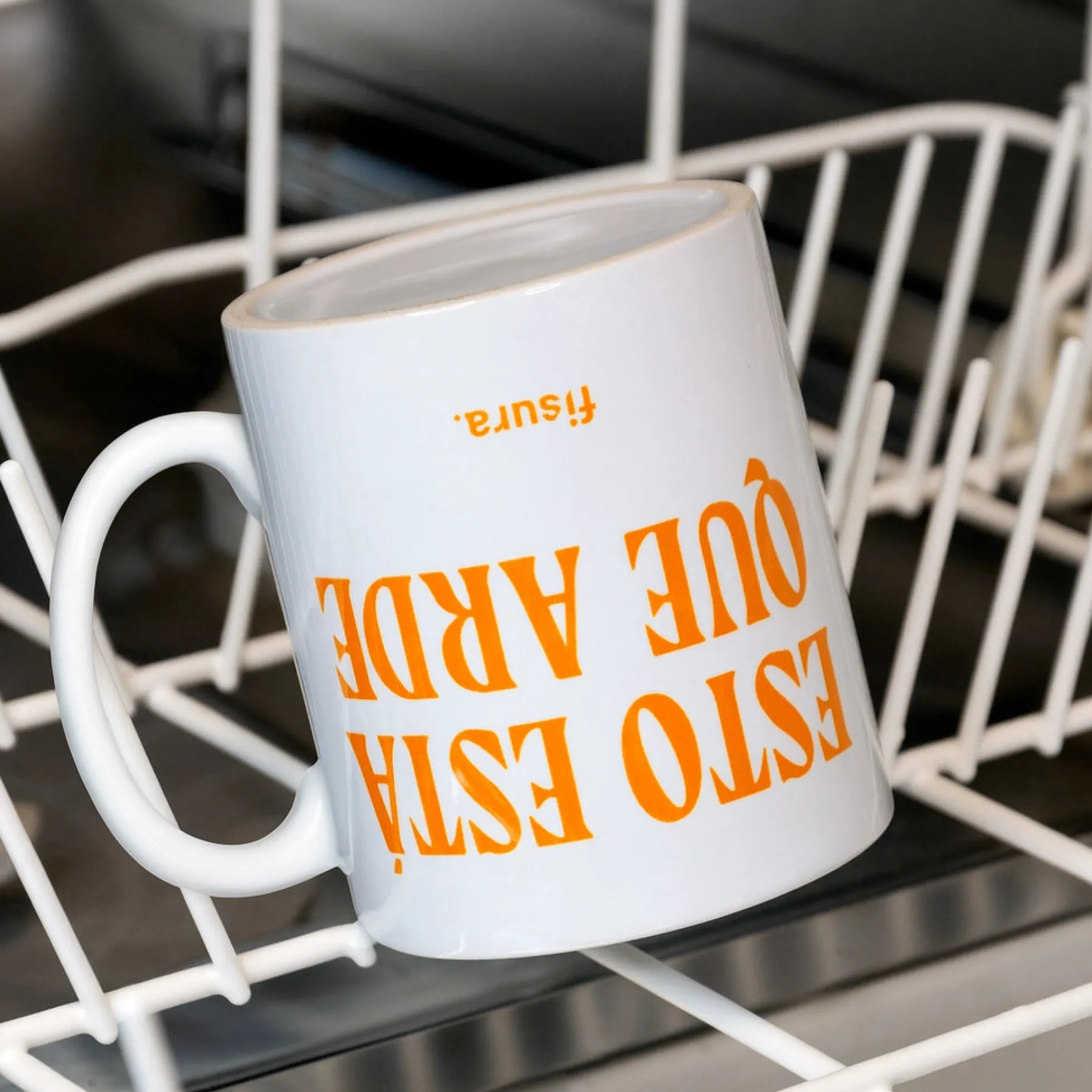 Taza "Esto está que arde"