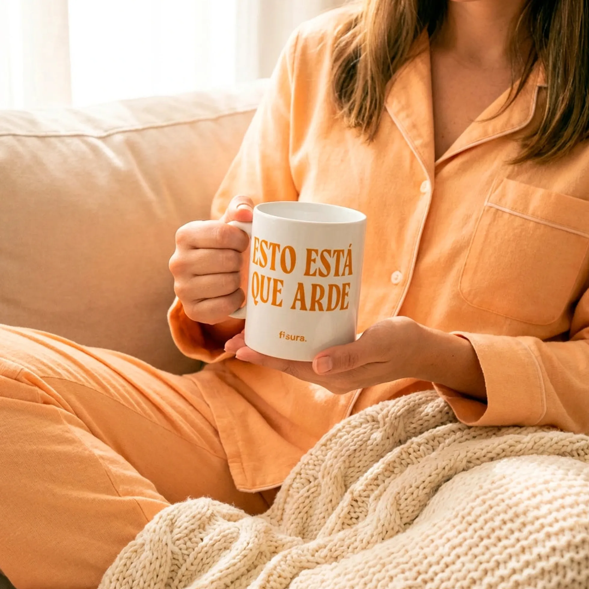 Taza "Esto está que arde"
