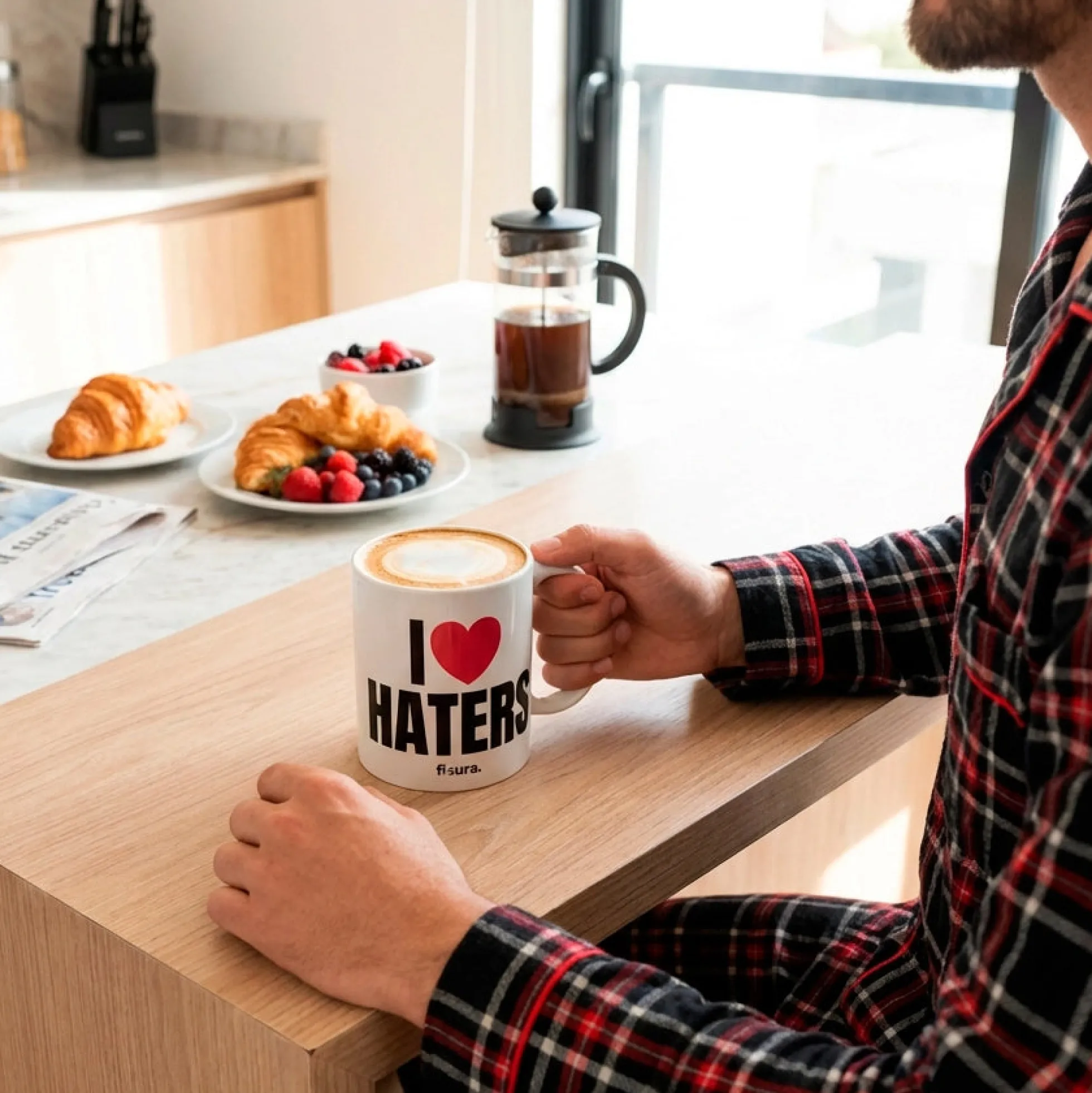 Taza "I love haters"