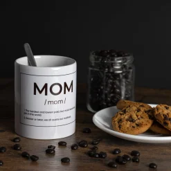 Taza “Mom” inglés
