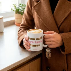 Taza "Poco café para tanto lunes"