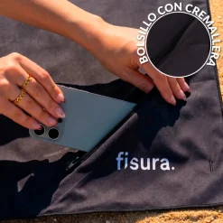 Toalla playa "reserved" negro y blanco