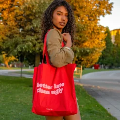 Tote bag borreguillo “Better late than ugly”