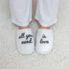 Zapatillas “All you need is love” beige