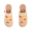 Zapatillas “No me da la vida” beige